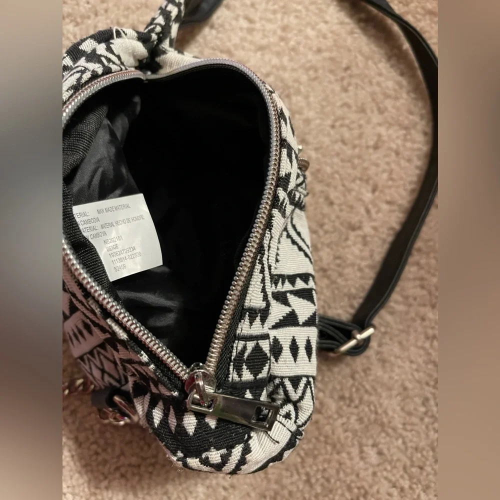 Aztec Mini Backpack - Picture 5 of 12